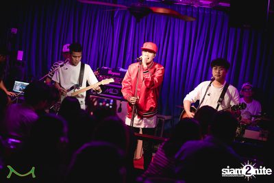 MILD ที่ มัลลิแกนส์ ไอริช บาร์ | ถนนข้าวสาร — photo 76