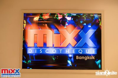 Hot Pants Meets Stilettos Party at MIXX Bangkok — photo 9