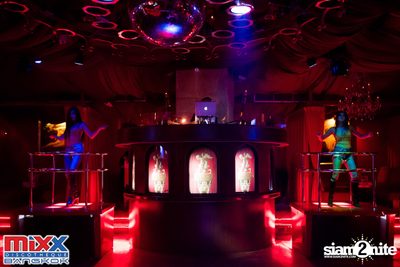 Hot Pants Meets Stilettos Party at MIXX Bangkok — photo 13
