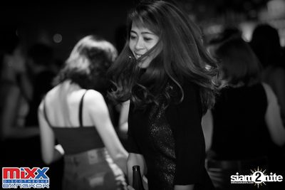 Hot Pants Meets Stilettos Party at MIXX Bangkok — photo 27