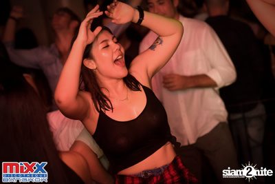 Hot Pants Meets Stilettos Party at MIXX Bangkok — photo 91