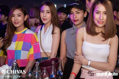 Da Endorphine ที่ ดิฟเฟอร์ ผับ พัทยา — photo 46