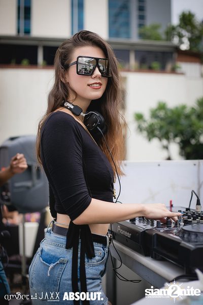 amBar Pool Party ที่ แอมบาร์ — photo 14