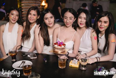 2nd Anniversary Neon Party Live w/ Flure at Tipsy Bkk — photo 48