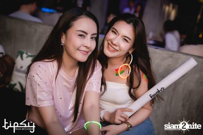 2nd Anniversary Neon Party Live w/ Flure at Tipsy Bkk — photo 58