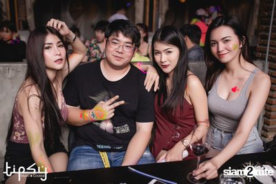 2nd Anniversary Neon Party Live w/ Flure at Tipsy Bkk — photo 59