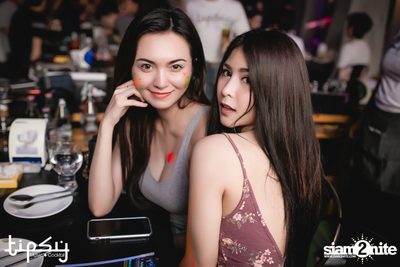 2nd Anniversary Neon Party Live w/ Flure at Tipsy Bkk — photo 68