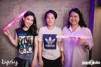 2nd Anniversary Neon Party Live w/ Flure at Tipsy Bkk — photo 80