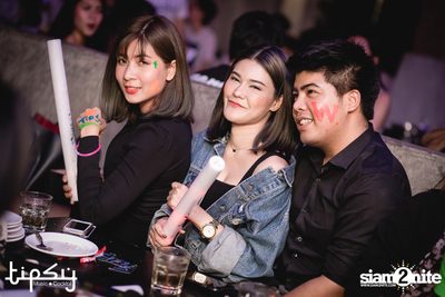 2nd Anniversary Neon Party Live w/ Flure at Tipsy Bkk — photo 137