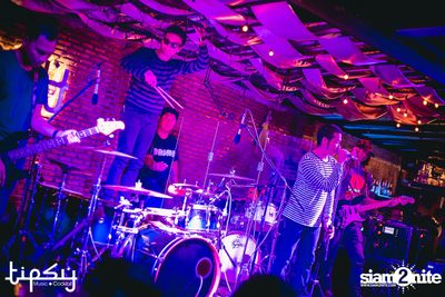 2nd Anniversary Neon Party Live w/ Flure at Tipsy Bkk — photo 139