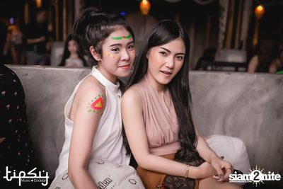 2nd Anniversary Neon Party Live w/ Flure at Tipsy Bkk — photo 156