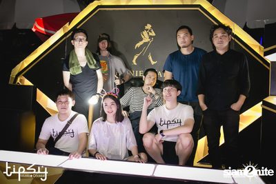 2nd Anniversary Neon Party Live w/ Flure at Tipsy Bkk — photo 159