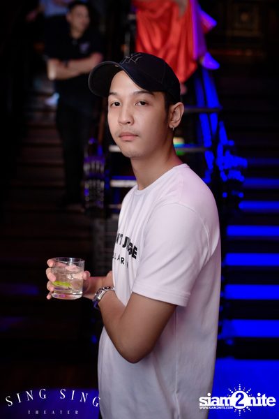BLING IT กับ Bangkok Invaders ที่ ซิง ซิง เธียเตอร์ — photo 6