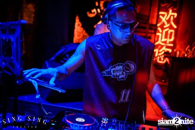 BLING IT กับ Bangkok Invaders ที่ ซิง ซิง เธียเตอร์ — photo 25