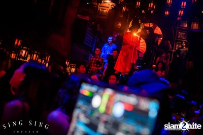 BLING IT กับ Bangkok Invaders ที่ ซิง ซิง เธียเตอร์ — photo 34