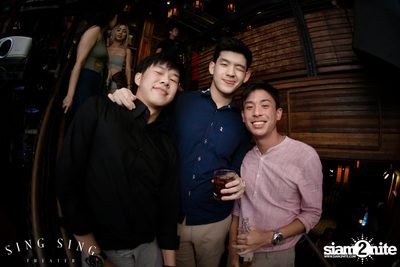 BLING IT กับ Bangkok Invaders ที่ ซิง ซิง เธียเตอร์ — photo 63