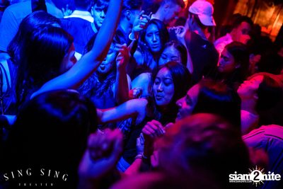 BLING IT กับ Bangkok Invaders ที่ ซิง ซิง เธียเตอร์ — photo 69