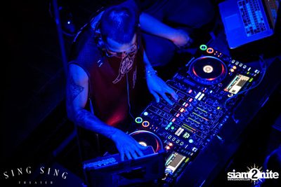 BLING IT กับ Bangkok Invaders ที่ ซิง ซิง เธียเตอร์ — photo 76