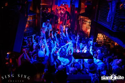 BLING IT กับ Bangkok Invaders ที่ ซิง ซิง เธียเตอร์ — photo 83