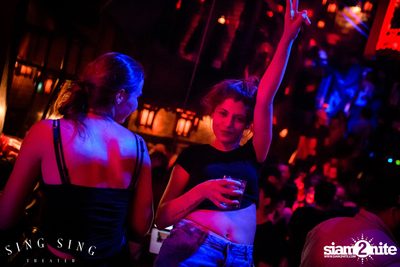 BLING IT กับ Bangkok Invaders ที่ ซิง ซิง เธียเตอร์ — photo 89