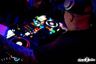 BLING IT กับ Bangkok Invaders ที่ ซิง ซิง เธียเตอร์ — photo 92