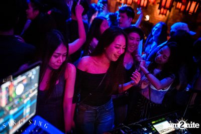 BLING IT กับ Bangkok Invaders ที่ ซิง ซิง เธียเตอร์ — photo 94