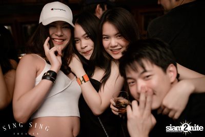 BLING IT กับ Bangkok Invaders ที่ ซิง ซิง เธียเตอร์ — photo 123