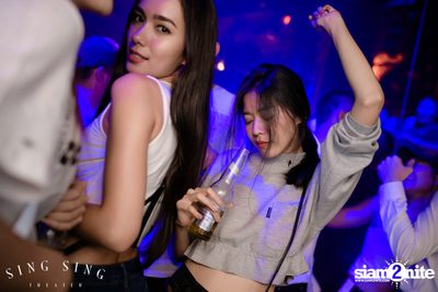 BLING IT กับ Bangkok Invaders ที่ ซิง ซิง เธียเตอร์ — photo 136