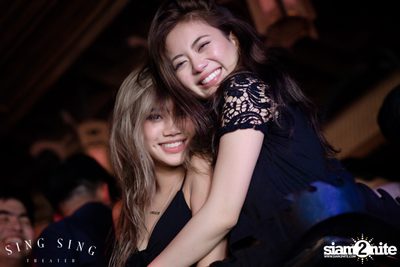 BLING IT กับ Bangkok Invaders ที่ ซิง ซิง เธียเตอร์ — photo 141