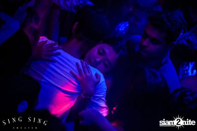 BLING IT กับ Bangkok Invaders ที่ ซิง ซิง เธียเตอร์ — photo 144