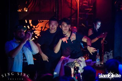 BLING IT กับ Bangkok Invaders ที่ ซิง ซิง เธียเตอร์ — photo 145