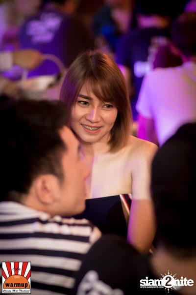 K.H.M. ที่ วอร์ม อัพ คาเฟ่ เชียงใหม่ — photo 21