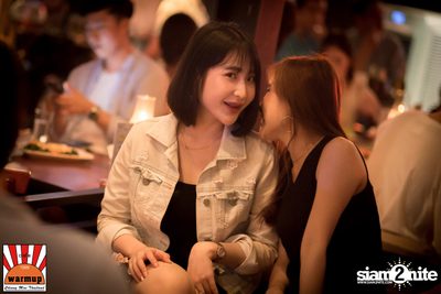 K.H.M. ที่ วอร์ม อัพ คาเฟ่ เชียงใหม่ — photo 25