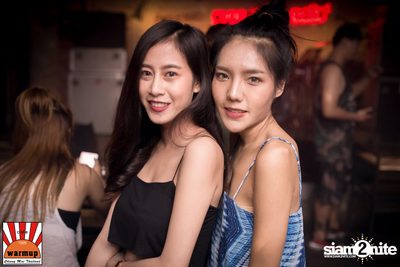 K.H.M. ที่ วอร์ม อัพ คาเฟ่ เชียงใหม่ — photo 45