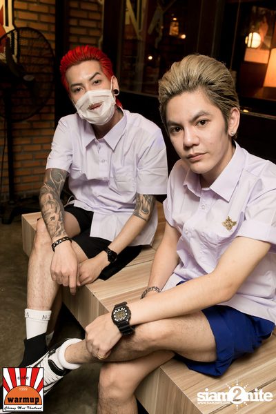 K.H.M. ที่ วอร์ม อัพ คาเฟ่ เชียงใหม่ — photo 57