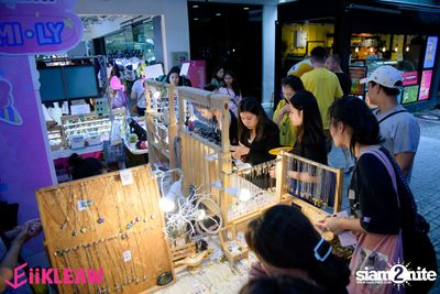 EiiKLEAW Market at Centerpoint of Siam Square — photo 30