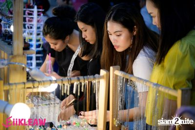EiiKLEAW Market at Centerpoint of Siam Square — photo 31