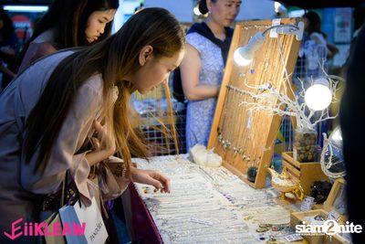 EiiKLEAW Market at Centerpoint of Siam Square — photo 32