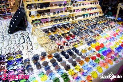 EiiKLEAW Market at Centerpoint of Siam Square — photo 37