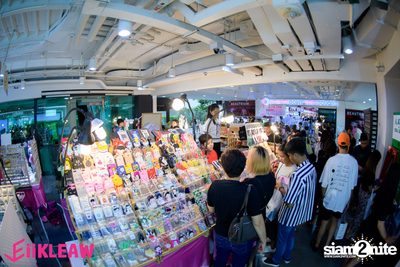 EiiKLEAW Market at Centerpoint of Siam Square — photo 42