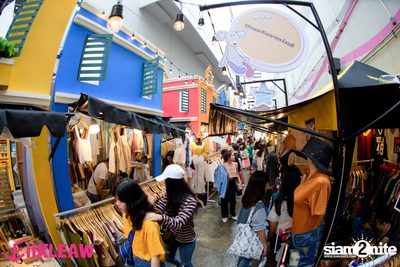 EiiKLEAW Market at Centerpoint of Siam Square — photo 51