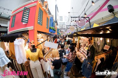 EiiKLEAW Market at Centerpoint of Siam Square — photo 52