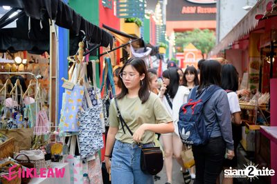 EiiKLEAW Market at Centerpoint of Siam Square — photo 54