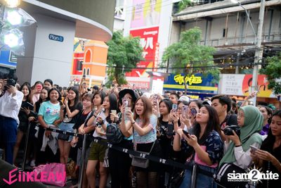 EiiKLEAW Market at Centerpoint of Siam Square — photo 109