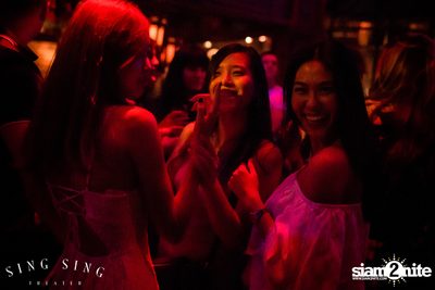 BLING IT กับ Bangkok Invaders ที่ ซิง ซิง เธียเตอร์ — photo 20