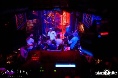 BLING IT กับ Bangkok Invaders ที่ ซิง ซิง เธียเตอร์ — photo 34
