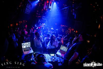 BLING IT กับ Bangkok Invaders ที่ ซิง ซิง เธียเตอร์ — photo 58