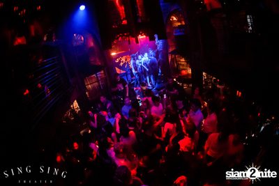 BLING IT กับ Bangkok Invaders ที่ ซิง ซิง เธียเตอร์ — photo 73