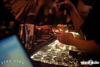 BLING IT กับ Bangkok Invaders ที่ ซิง ซิง เธียเตอร์ — photo 78