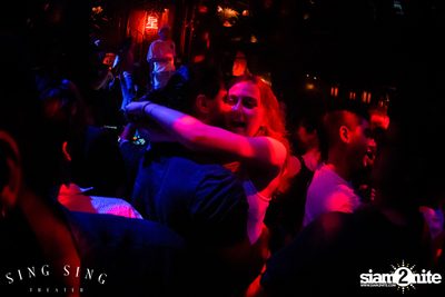 BLING IT กับ Bangkok Invaders ที่ ซิง ซิง เธียเตอร์ — photo 86